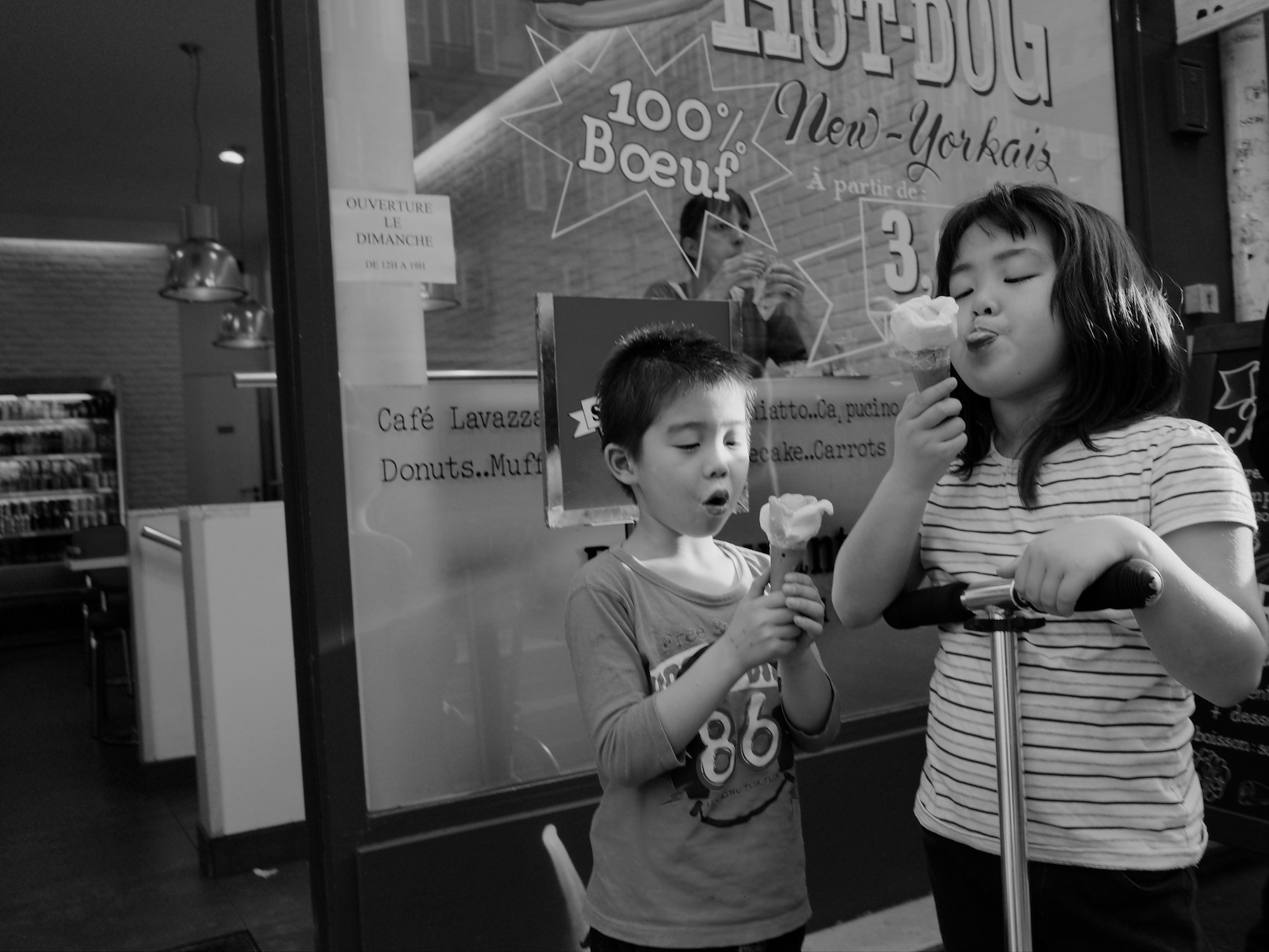 Manger une glace à Paris
