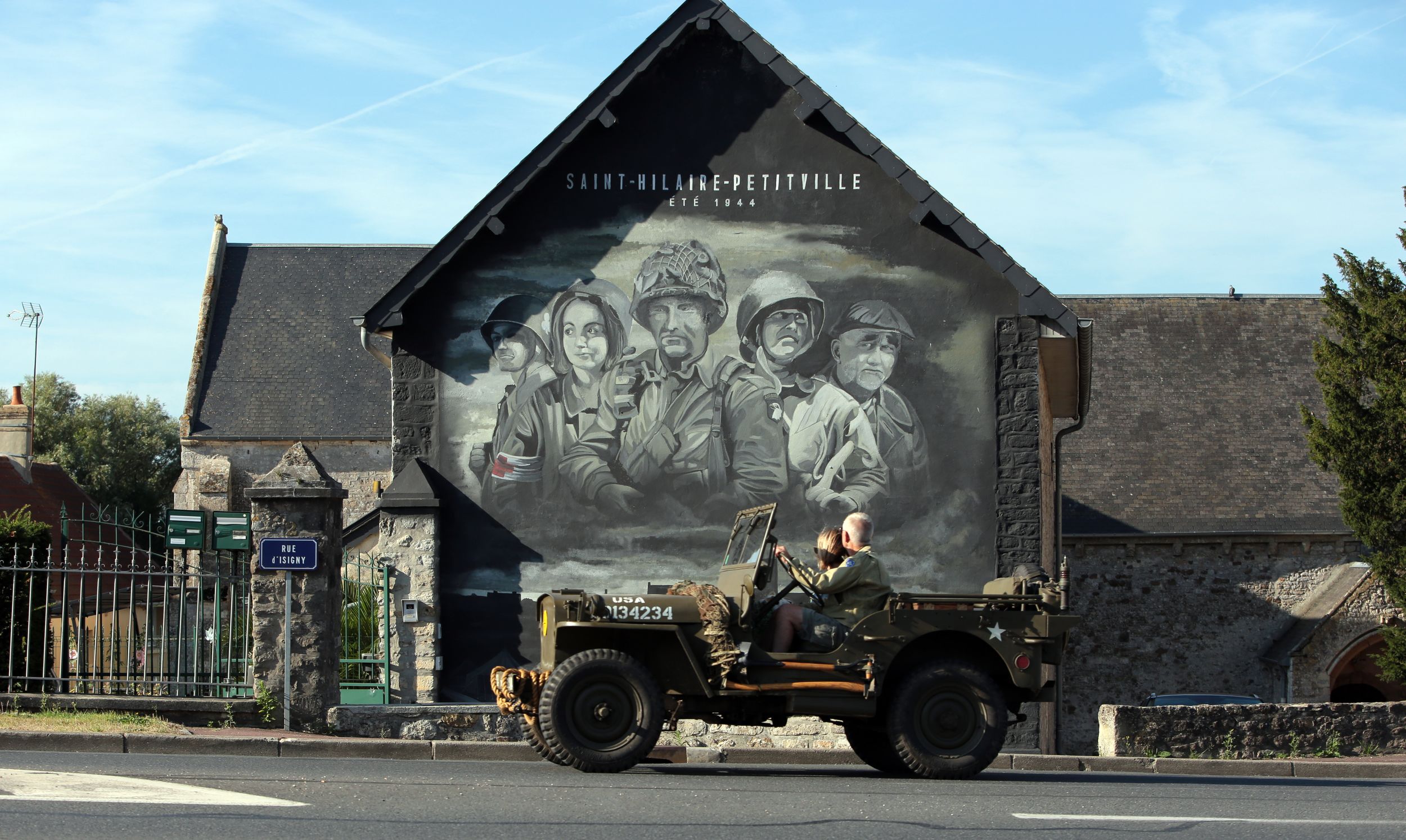 Fresque en hommage aux héros du Débarquement allié