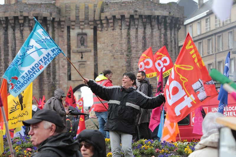 Manifestation régionale à Vire contre la réforme des retraites
